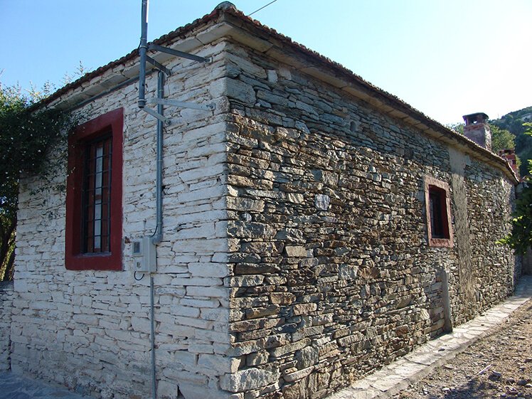 Paliouri village